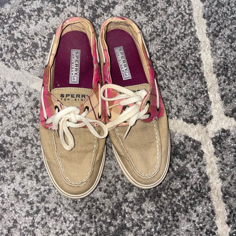 Sperry slightly used size 5.5 womens shoes